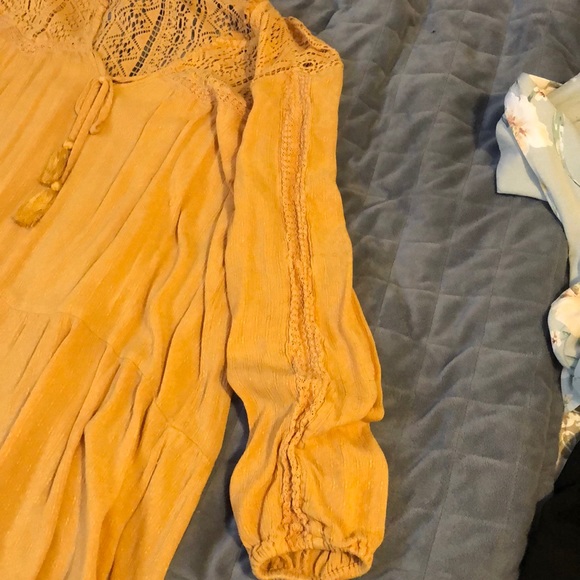 Blouse - Picture 6 of 7